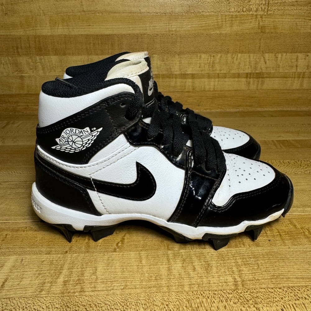 Air Jordan 1 Mid MCS Kids football Cleats Panda Black White HF6883-101 Size 13C